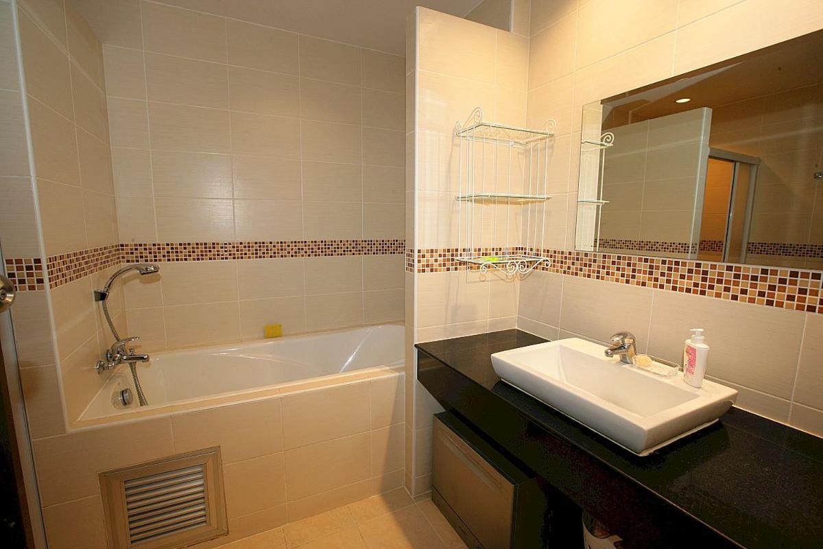 Апартаменти Wongamat Privacy Naklua Soi 16-2 Паттая Екстер'єр фото